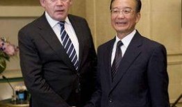 英国前首相爆料新闻视频,揭秘新闻视频背后的惊人真相